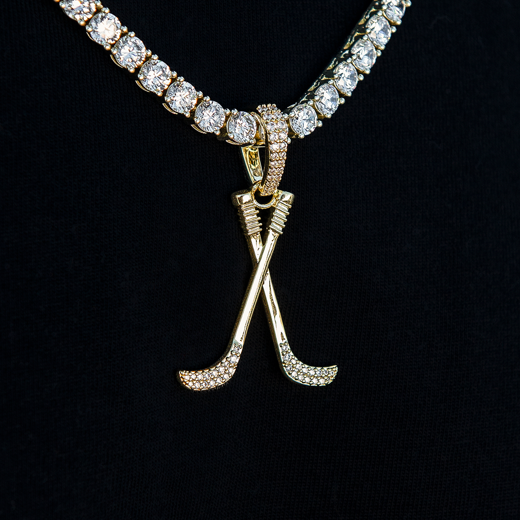 Iced Hockey Sticks Pendant in Yellow Gold