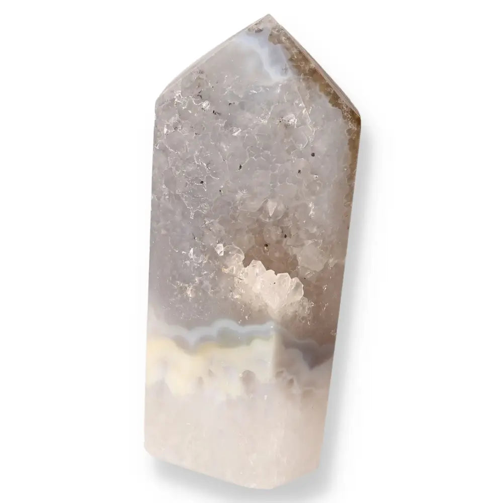 Agate Geoded Points Light grayish-beige with cream and soft brown accents. 037860