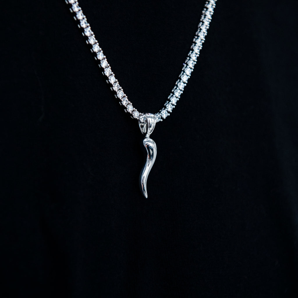 Italian Horn Pendant in White Gold